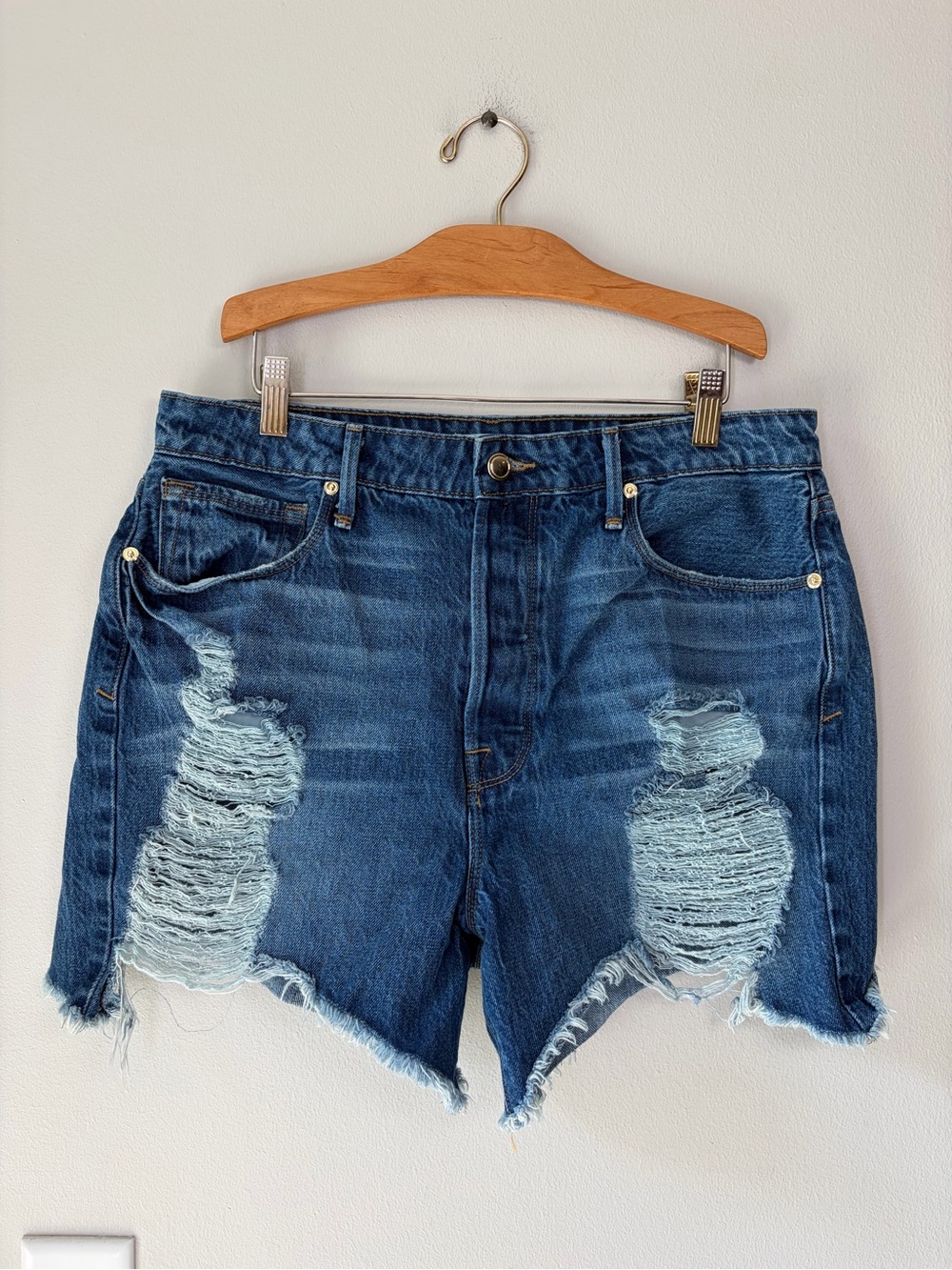 Good American Denim Bombshell Distressed Cut Off Jean Shorts Festival Boho